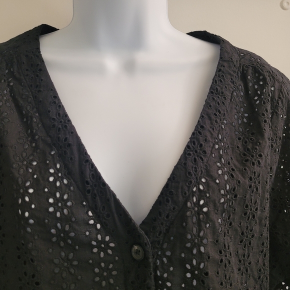 Madewell black eyelet ruffle sleeve shirt - Picture 5 of 7
